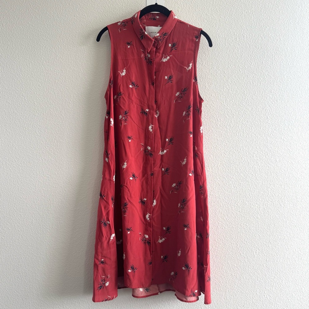 Amour Vert Ginger Waterlily Floral Open Back Dress Red 100% Silk Button Front - Picture 2 of 9